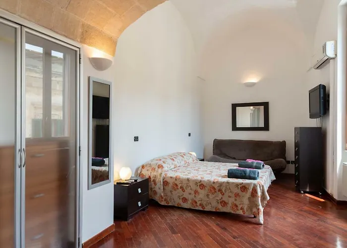 Abaca בית הארחה 3*